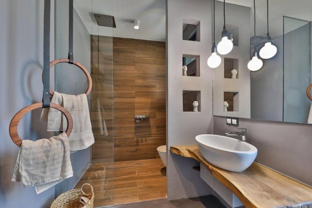 Top Central Design, 2 Bedroom, Ndk, Free Secured Parking Sofia Eksteriør bilde
